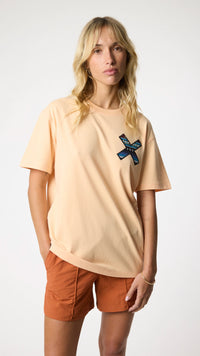 APRICOT CLASSIC TEE