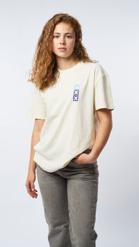 CREAM SQUARE TEE